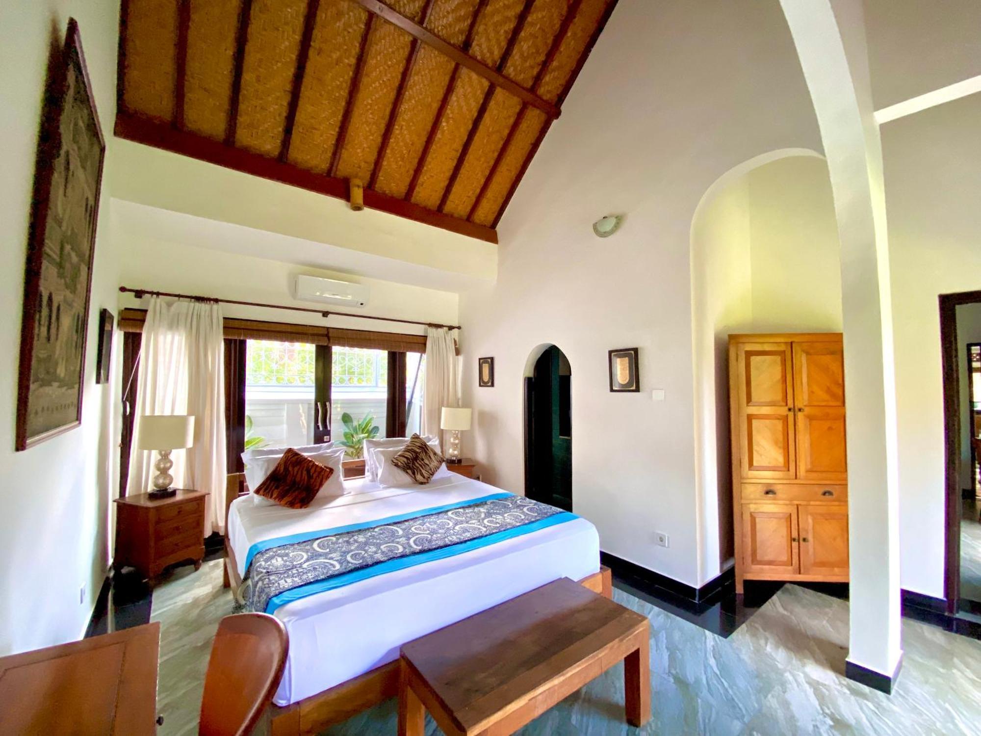 Hotel Puri Ayu Canggu Esterno foto