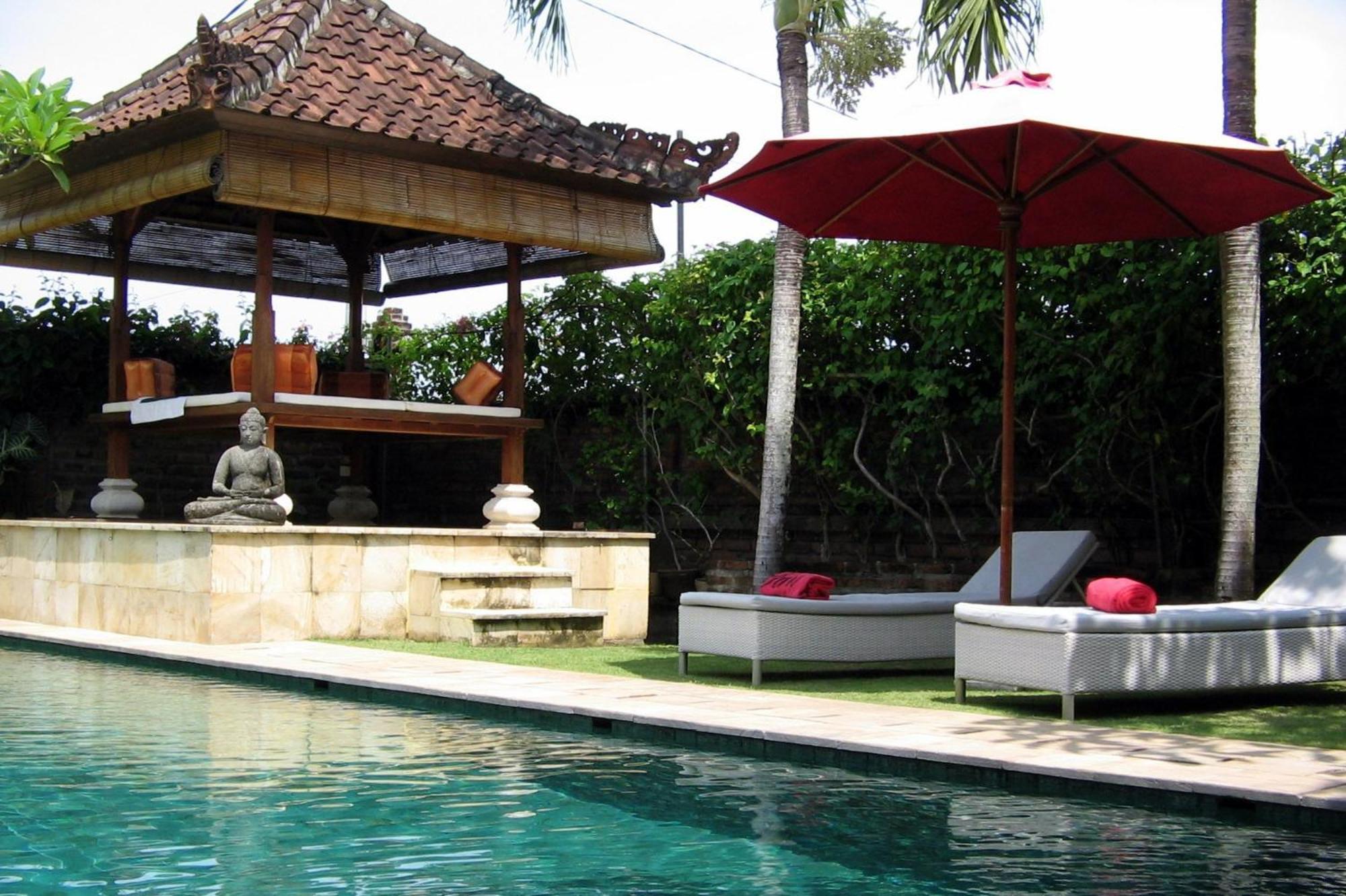 Hotel Puri Ayu Canggu Esterno foto
