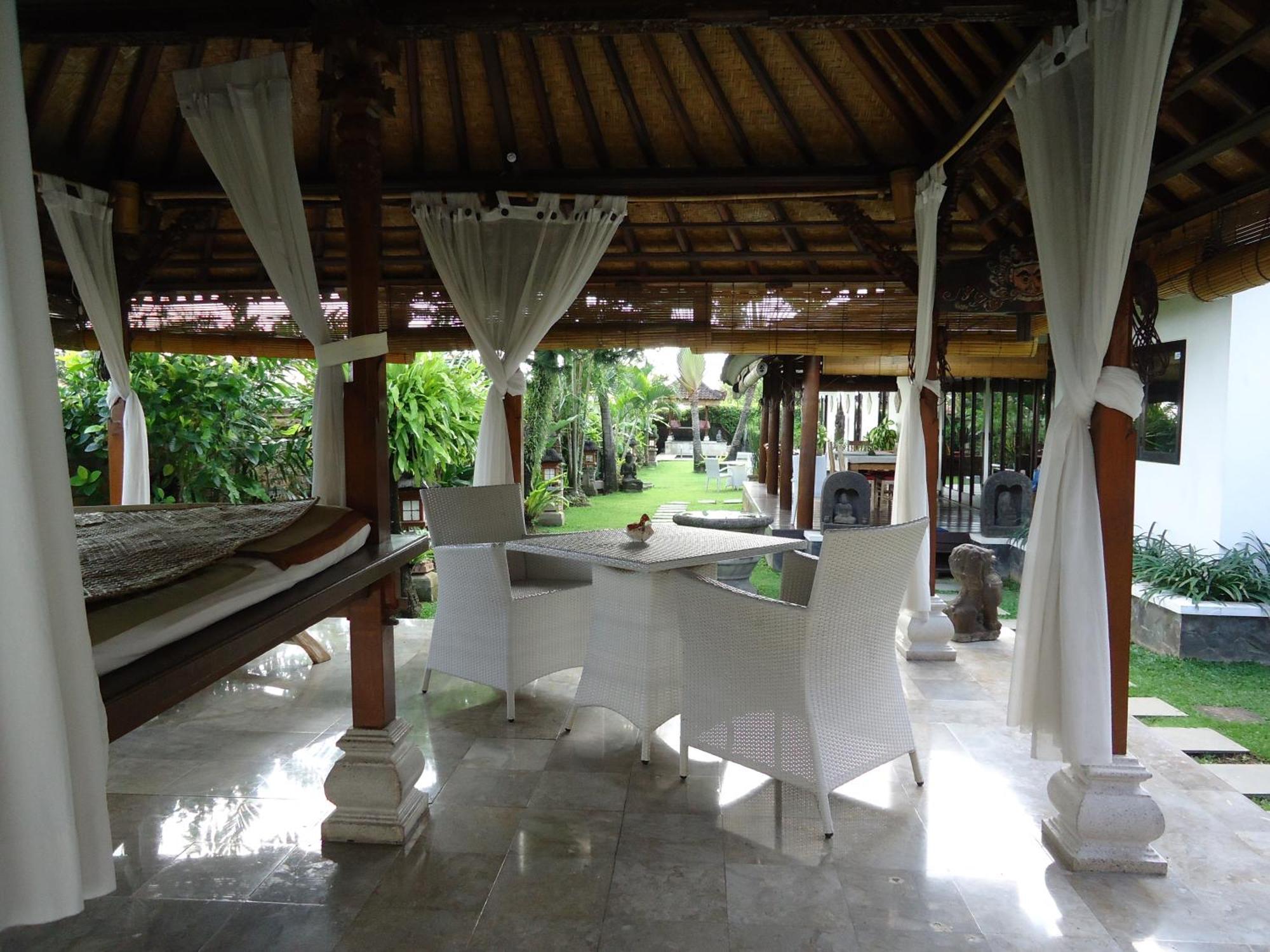 Hotel Puri Ayu Canggu Camera foto